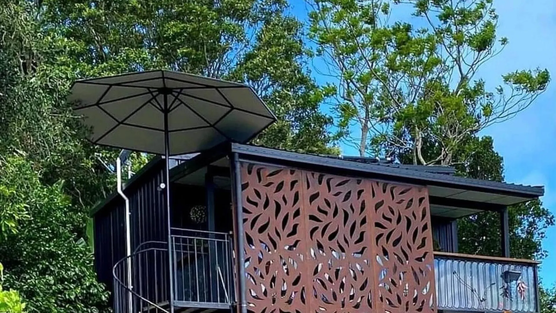 Cabane Tiny Tree House No4 Beechmont