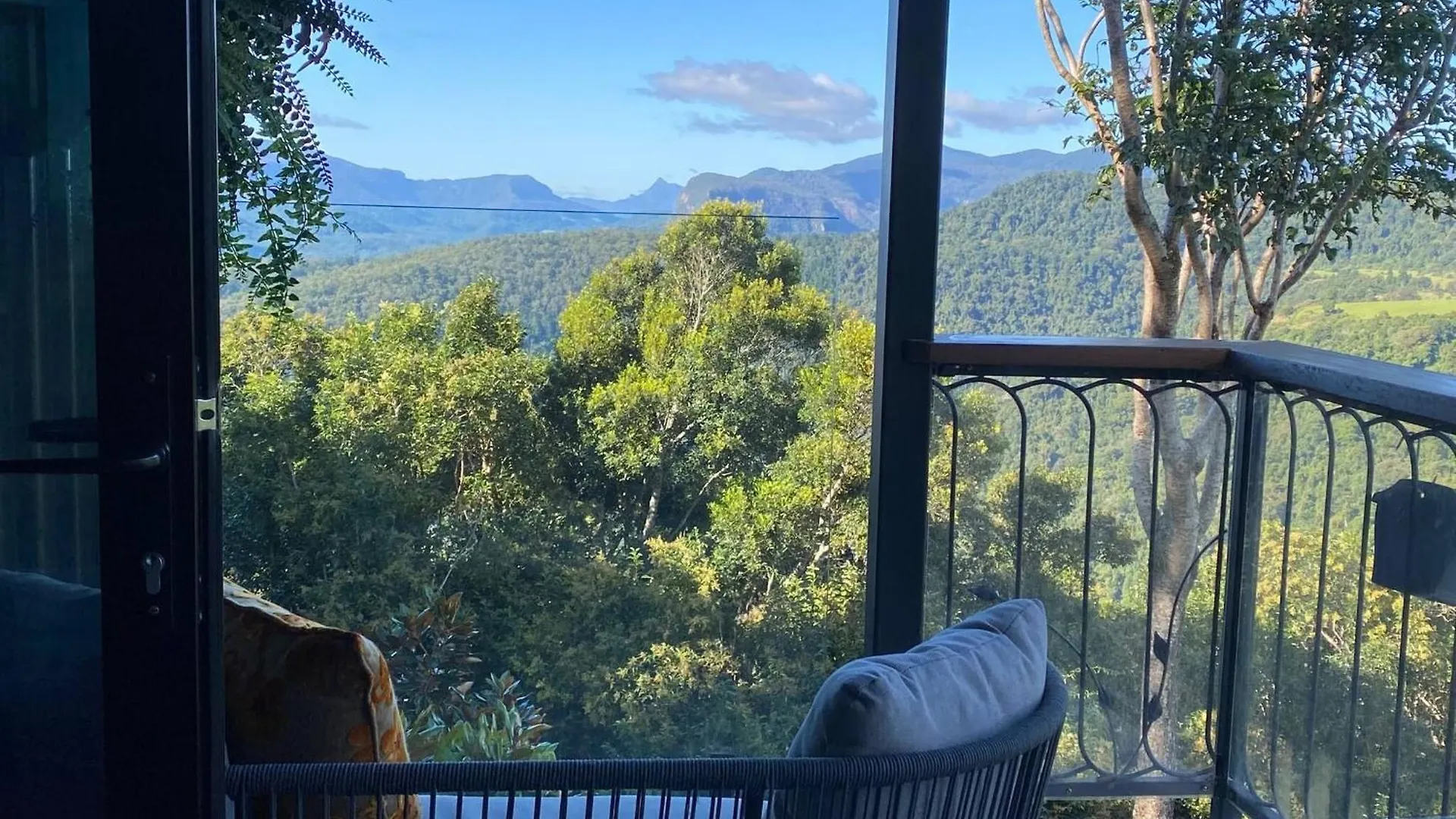 Cabane Tiny Tree House No4 Beechmont 0*,  Australia